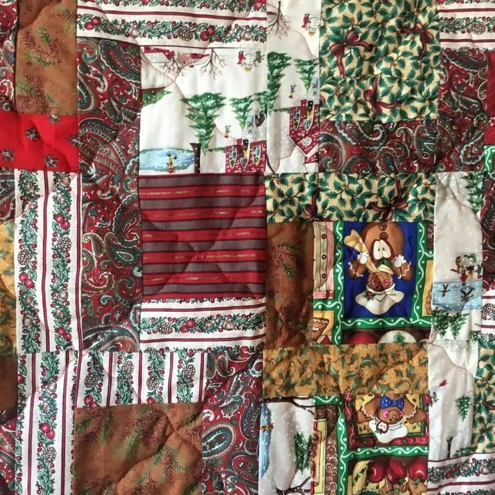 NWT Hand Crafted “Country Home” Christmas Large  Quilt